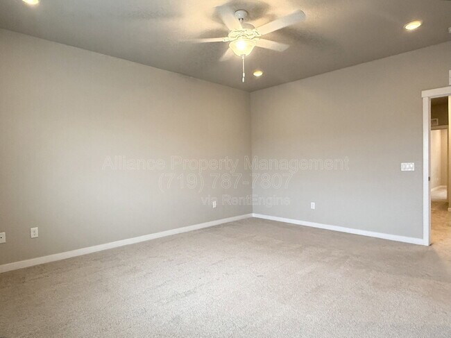 Building Photo - 5424 Carvel Grove