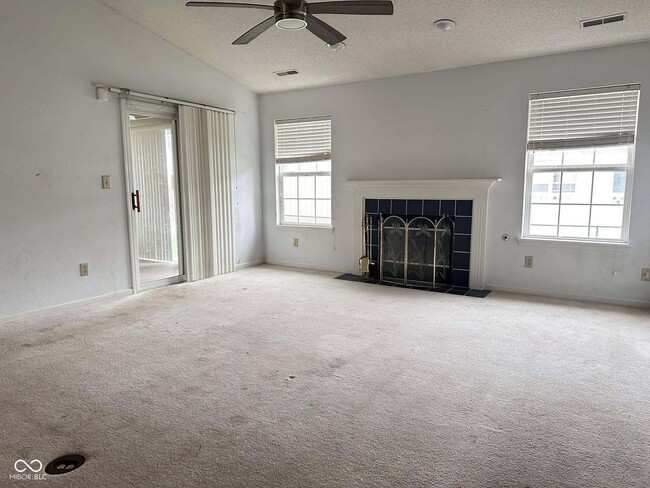 Building Photo - 1453 Quinlan Ct