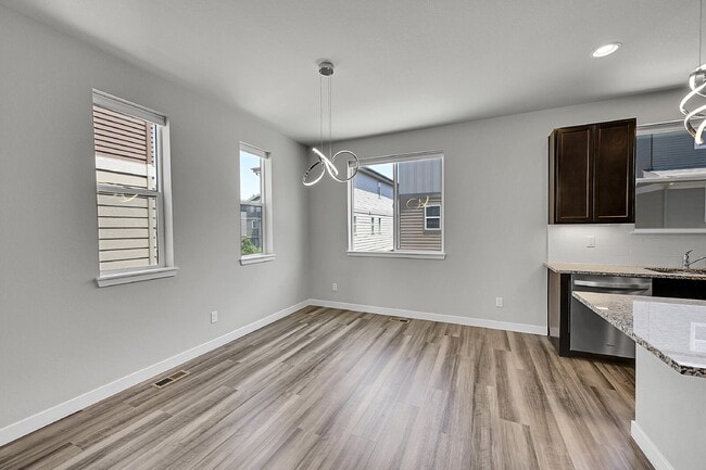 Building Photo - $2,675 - 3 Bed, 2.5 Bath Home in Aurora wi...