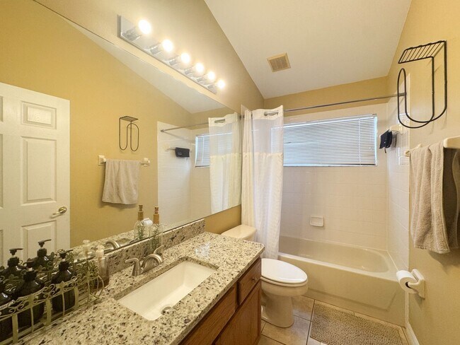 Building Photo - 3154 Samosa Hill Cir