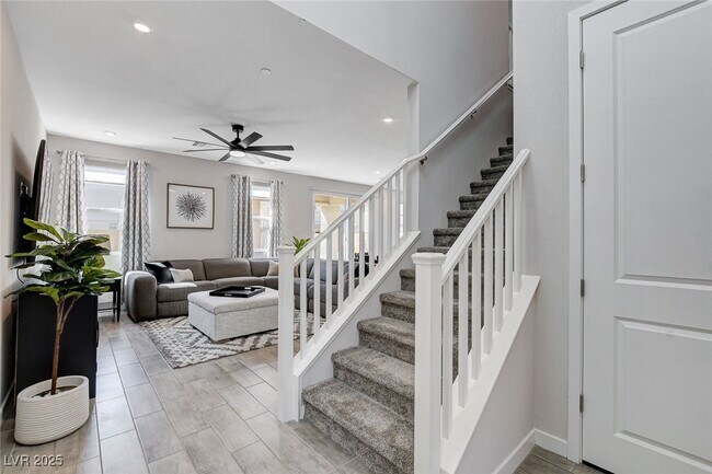 Building Photo - 871 Benning St