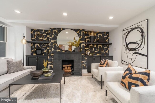 Building Photo - 1604 13th St NW