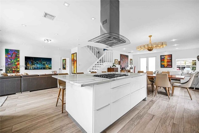 Building Photo - 11304 NW 66th St