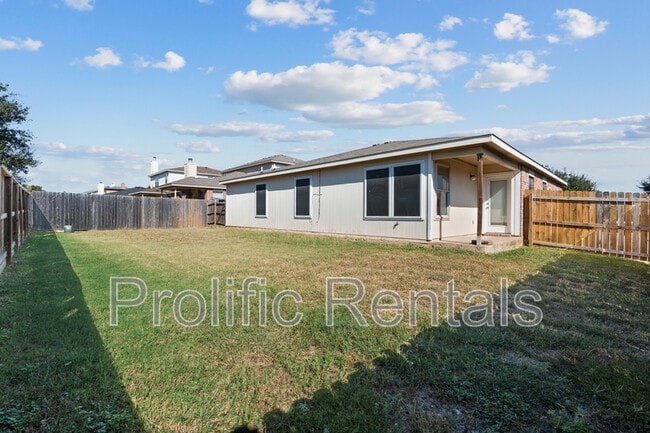 Building Photo - 3308 Catalina Dr