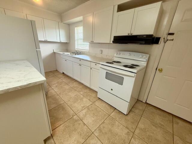 Building Photo - 594 Florosa Ct