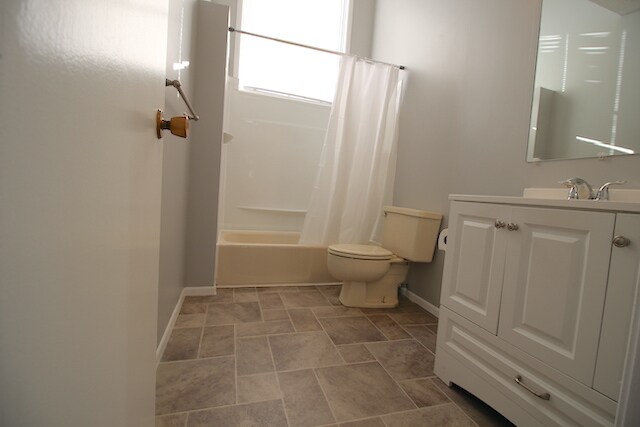 Building Photo - 2040 E St-