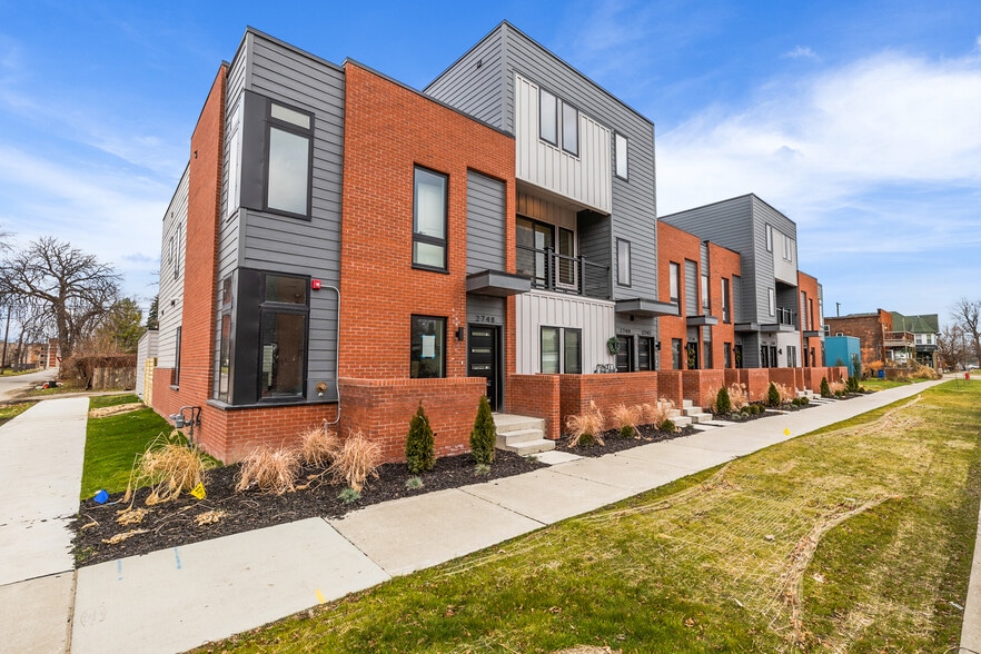 Building Photo - 2732 Harrison St