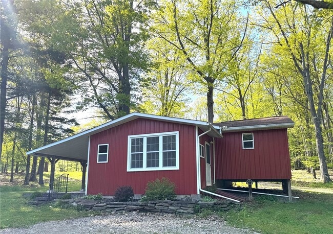 Primary Photo - 9095 Bert Harvey Rd