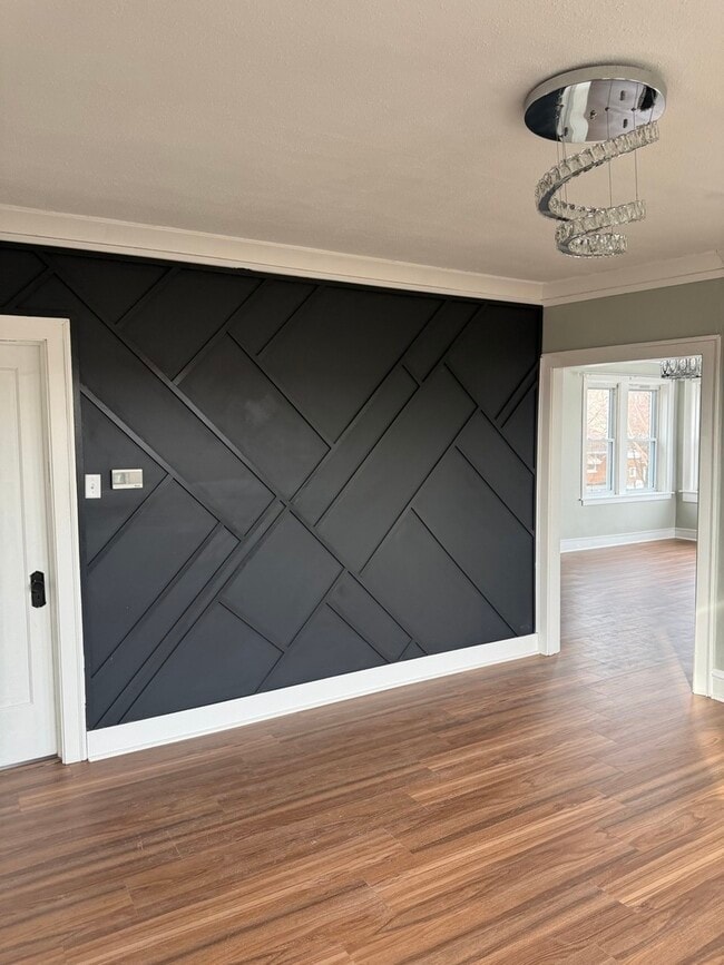 Building Photo - 8204 S Elizabeth St