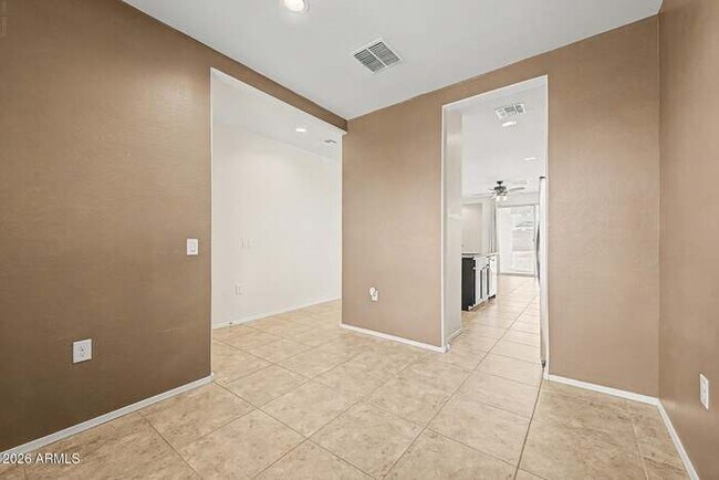 Building Photo - 30777 W Picadilly Rd