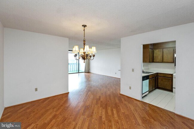 Building Photo - 6101 Edsall Rd