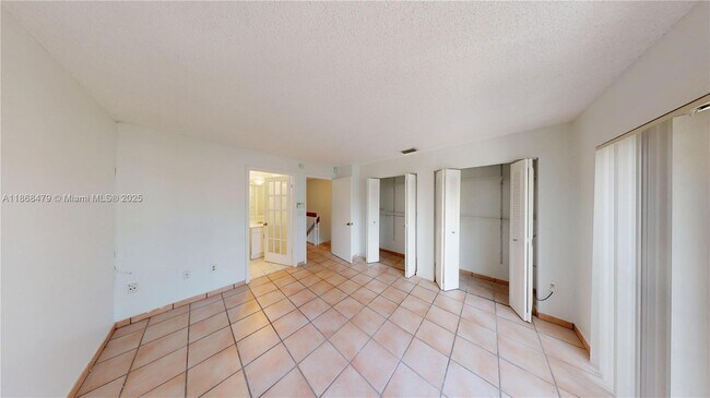 Building Photo - 6415 SW 129th Pl
