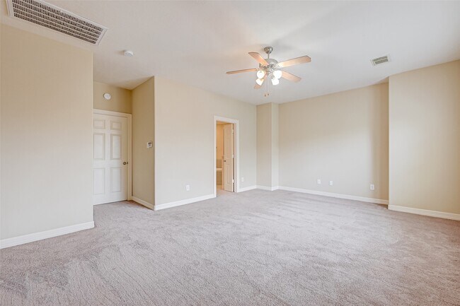 Building Photo - 13607 Brookbluff Ln