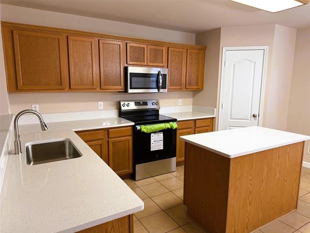 Building Photo - 1216 Pine Forest Dr