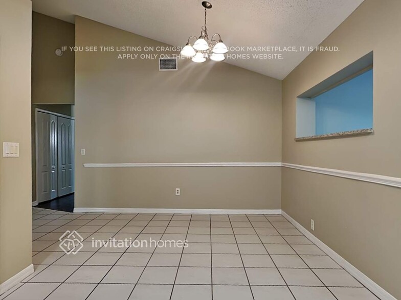 Building Photo - 1210 Tuxford Dr