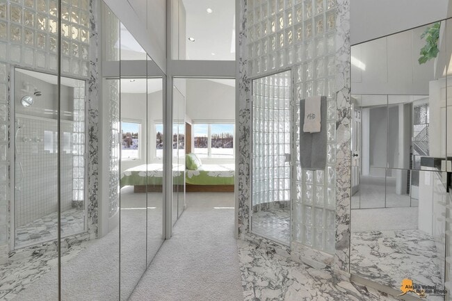 Building Photo - 1835 W 15th Ave