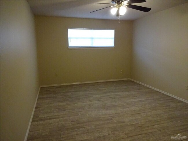 Building Photo - 111 Yuma Ave