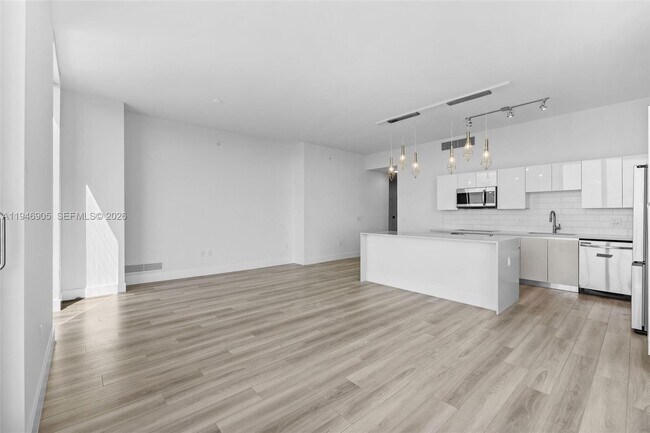 Building Photo - 101 Diplomat Pkwy