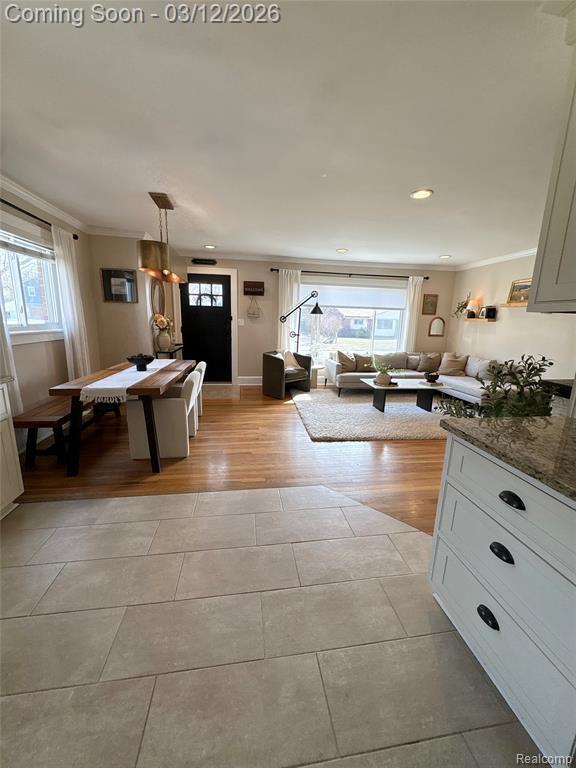 Building Photo - 270 Winry Dr