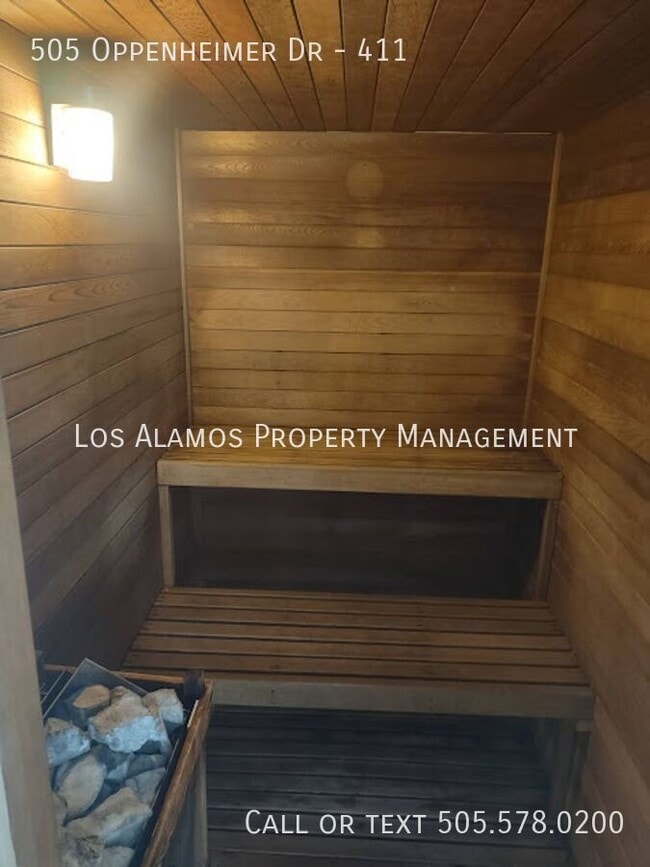 Building Photo - 505 Oppenheimer Dr