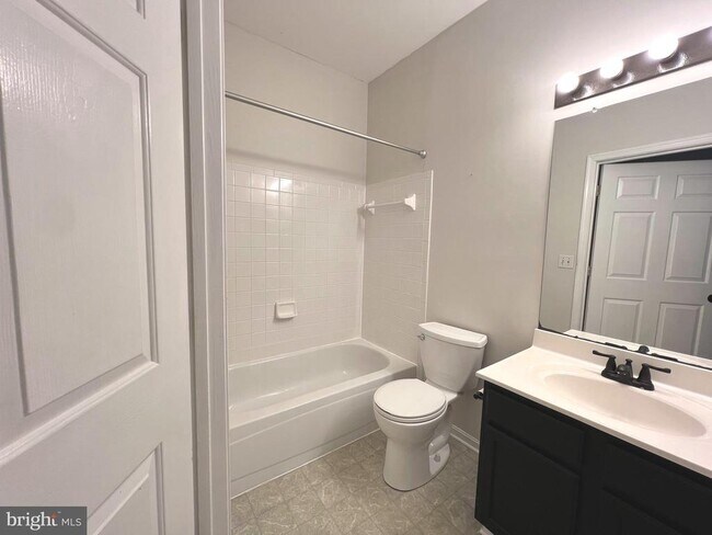 Building Photo - 1439 Nestlewood Ct