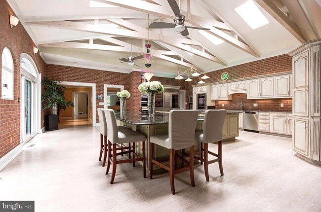 Building Photo - 11501 Skipwith Ln