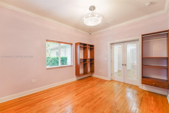 Building Photo - 911 Mariana Ave