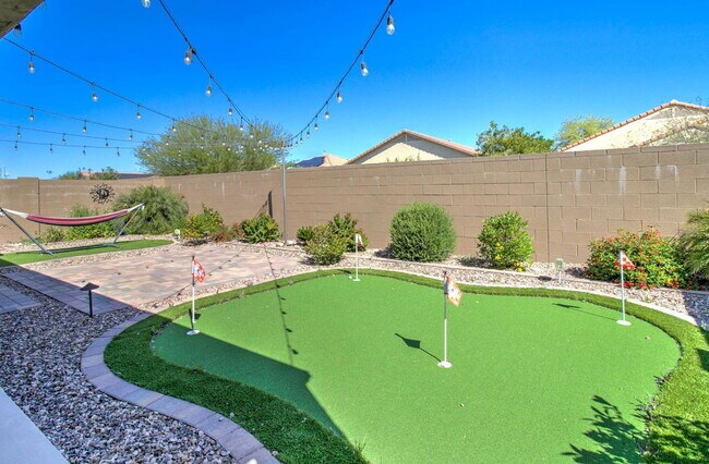 Building Photo - 6570 W Sonoma Way