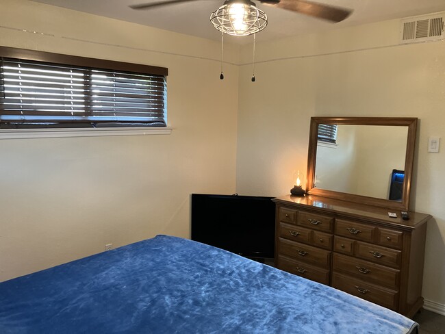 Building Photo - 3873 Rugged Cir