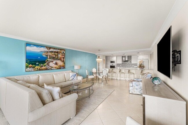 Building Photo - 4740 S Ocean Blvd