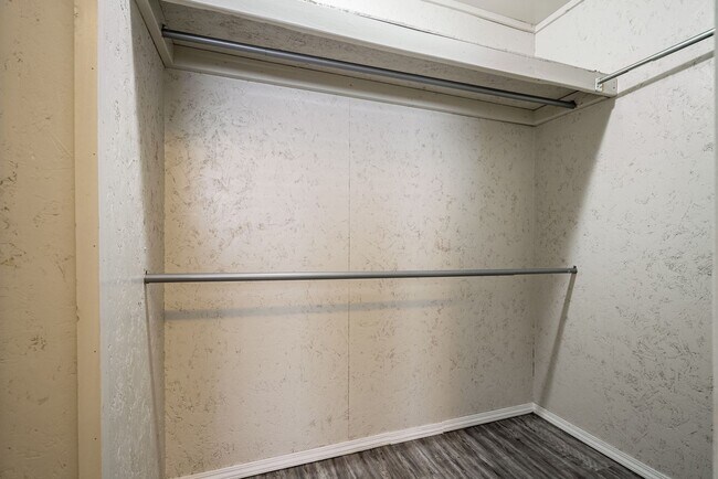 Building Photo - 3 Bed 1.5 Bath Norman