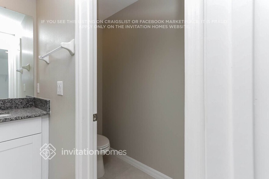 Building Photo - 8638 41st Ave E