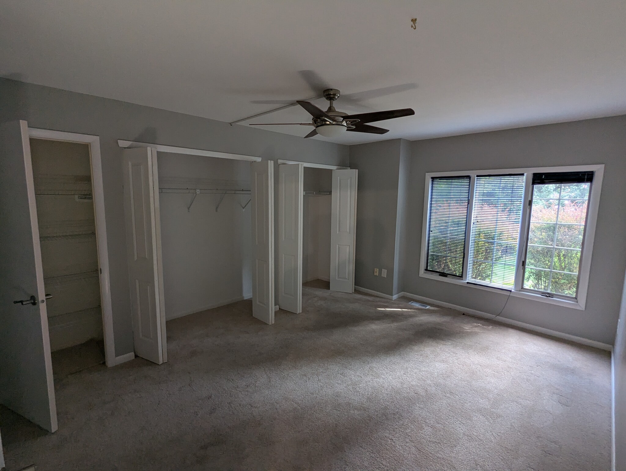 Building Photo - 6053 Suffolk Ln