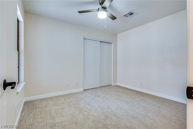 Building Photo - 8437 Lomack Ct