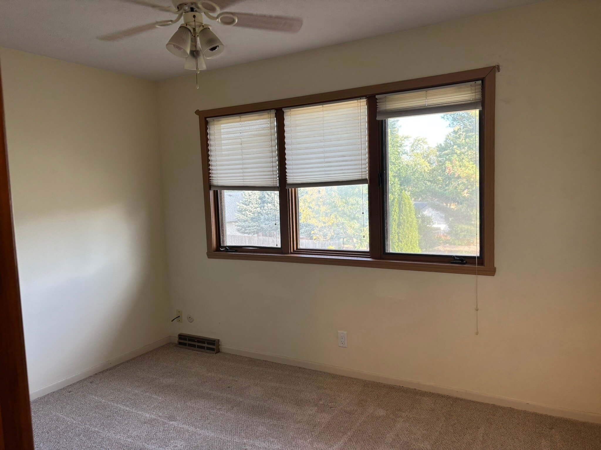 Building Photo - 6172 Brynwood Dr