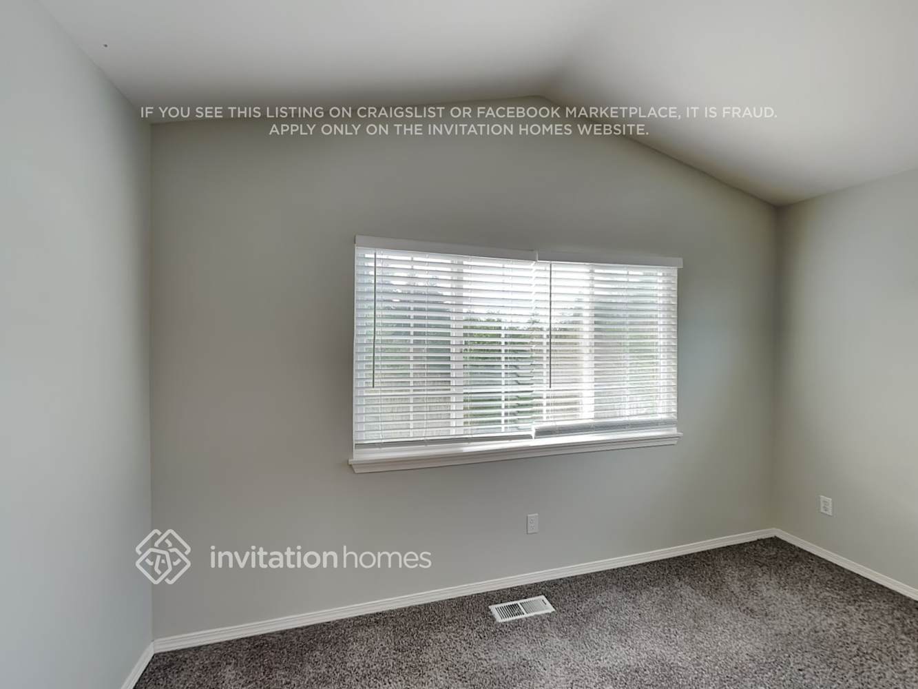 Building Photo - 17230 Ironwood St