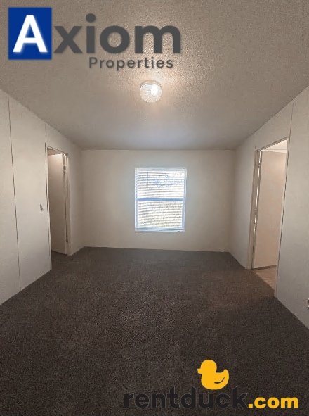 Building Photo - 7646 W Pocatello Creek Rd