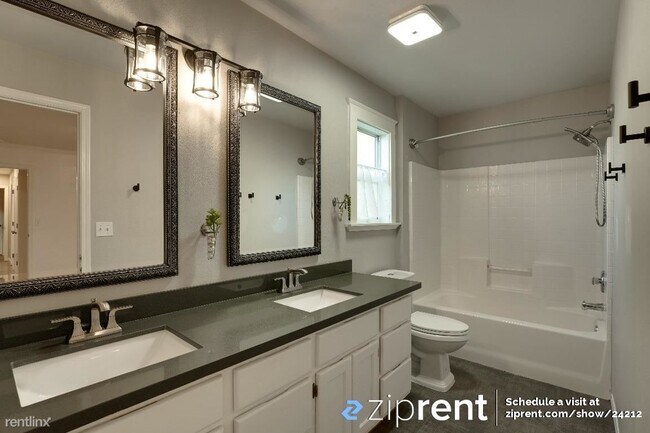 Building Photo - 3 br, 2 bath House - 6117 101st Place Nort...