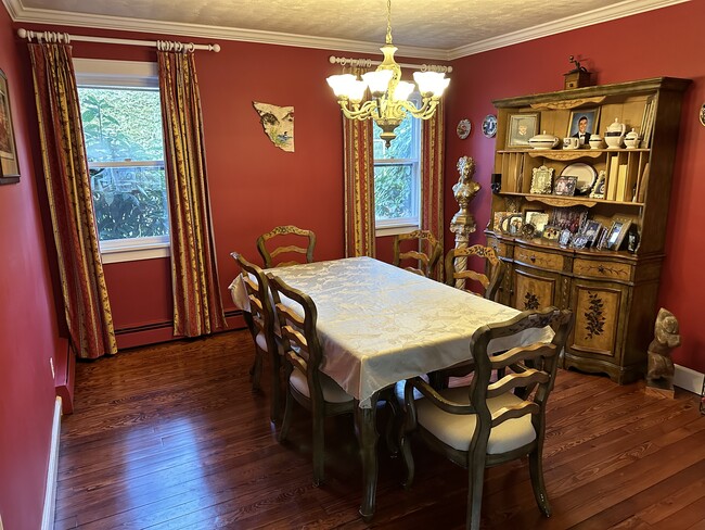 Dining Room - 8 Cedar Valley Ln