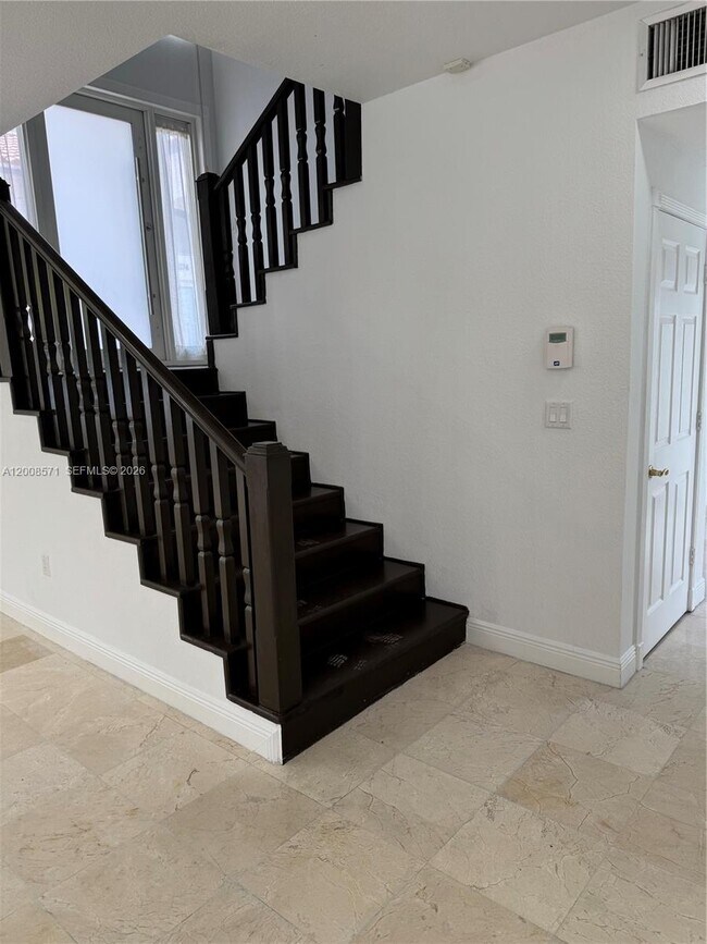 Building Photo - 3080 Bird Ave