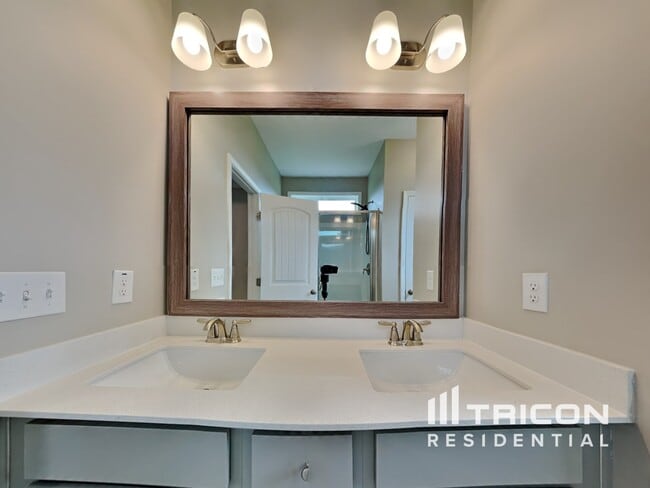 Building Photo - 112 Fish Whistle Ct