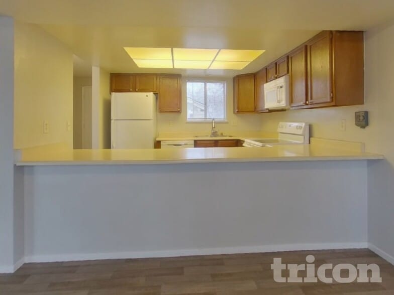 Building Photo - 2635 Rayma Ct