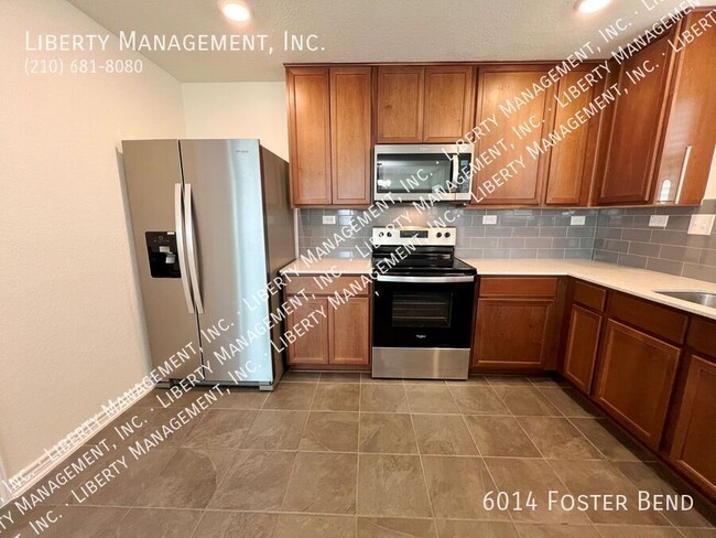 Building Photo - 6014 Foster Bend