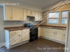 Building Photo - 55 Bellview St