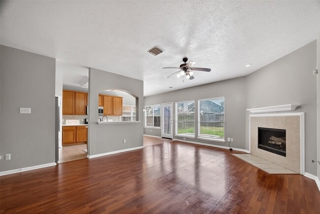 Building Photo - 2914 Laurel Brook Ln