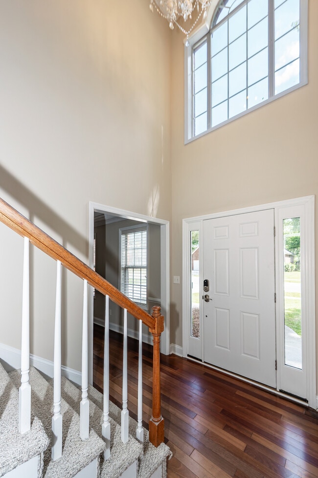 Building Photo - 107 Spalding Cir