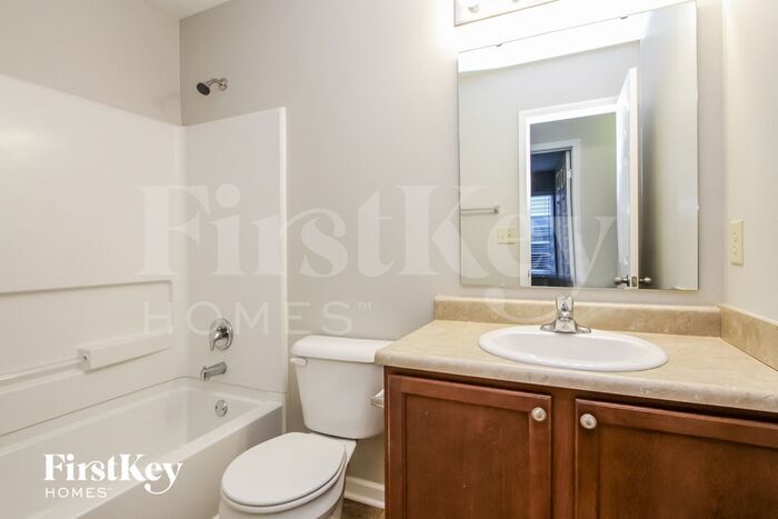 Building Photo - 1462 Bluestem Dr