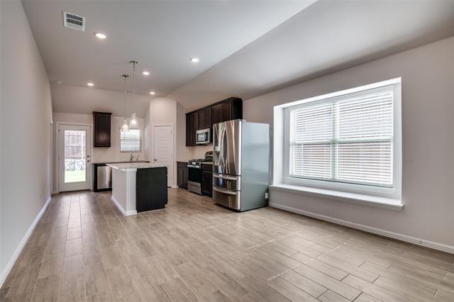 Building Photo - 722 Gentle Bird Dr