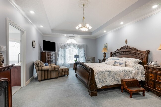 Building Photo - Executive Rental