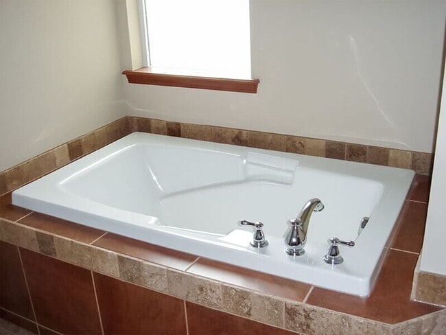 Building Photo - 540 Fort St